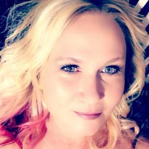 Meet your Posher, Karina